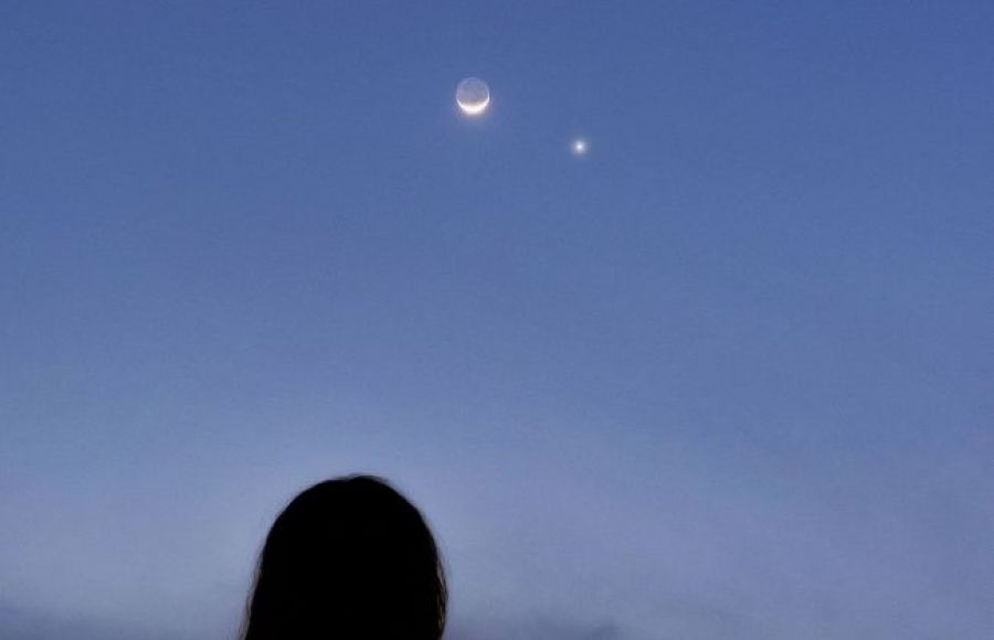 U SUSRET KONJUKCIJI VENERE I JUPITERA U SUSRET KONJUKCIJI VENERE I JUPITERA